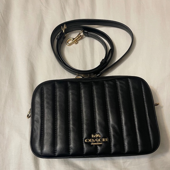 Pre-loved Coach Jes crossbody with linear quilting